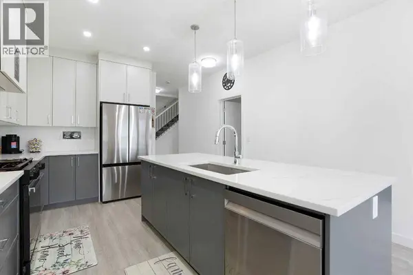 91 Copperhead Grove SE, Calgary, AB T2Z5H4