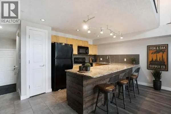 109, 1505 27 Avenue SW, Calgary, AB T2T1G5