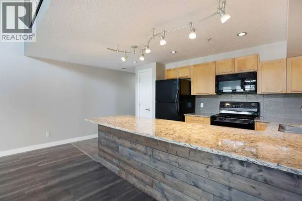 109, 1505 27 Avenue SW, Calgary, AB T2T1G5
