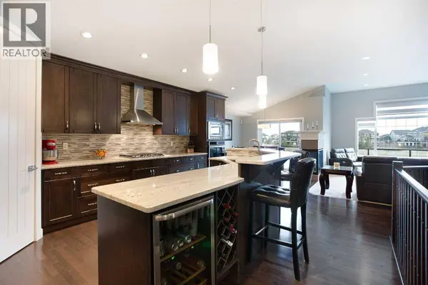 136 Rainbow Falls Glen, Chestermere, AB T1X0S5
