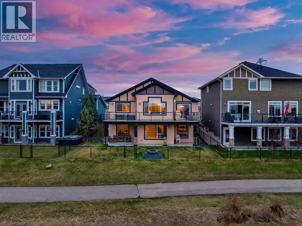 136 Rainbow Falls Glen, Chestermere, AB T1X0S5