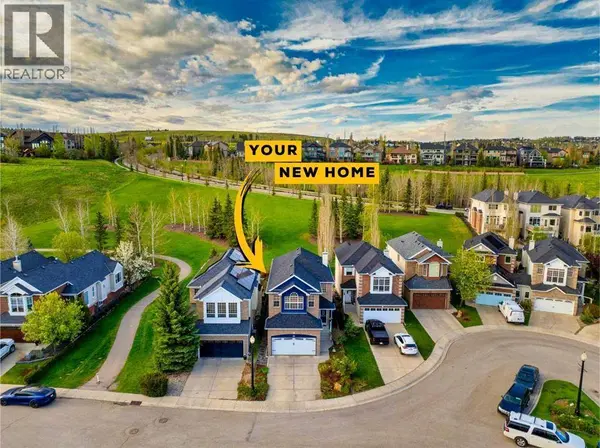 30 Discovery Ridge Gardens SW, Calgary, AB T3H5L6