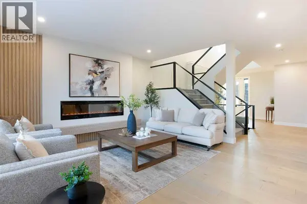 32 Spring Creek Point SW, Calgary, AB T3H6J4