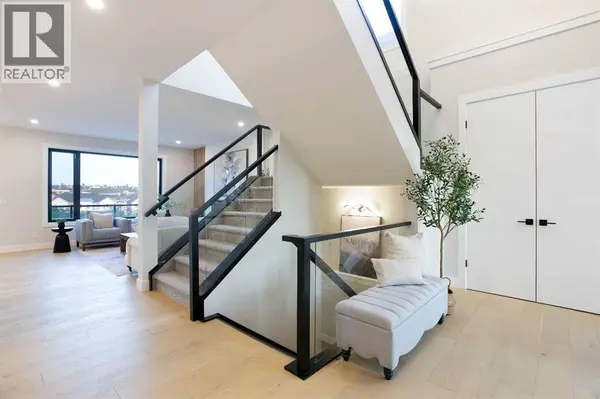32 Spring Creek Point SW, Calgary, AB T3H6J4