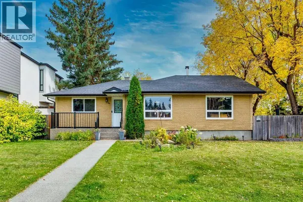 4 Wildwood Drive SW, Calgary, AB T3C3C5