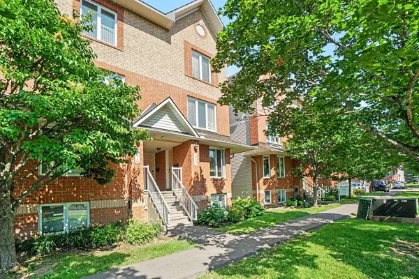 2220 Bois-Vert PL, Orleans - Cumberland And Area, ON K4A 4T7