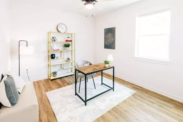 7051 Meadow Lake BLVD #9101, Austin, TX 78744