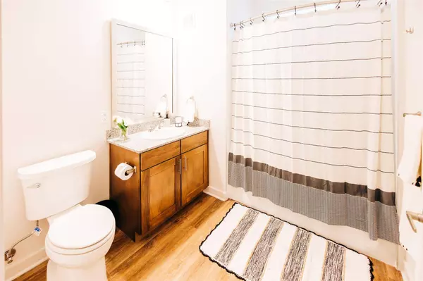 7051 Meadow Lake BLVD #9101, Austin, TX 78744