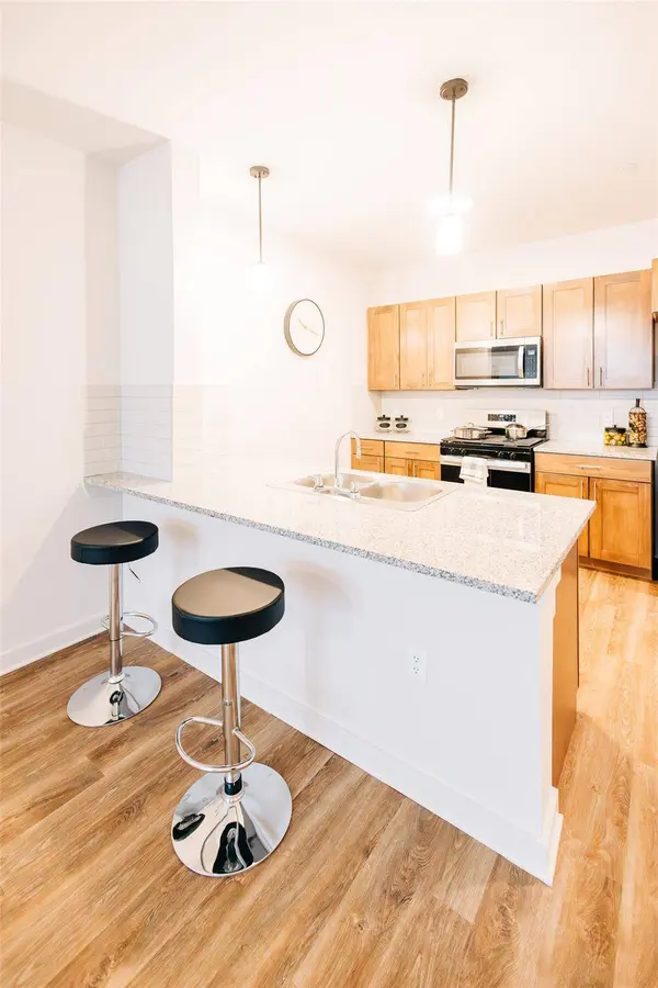 7051 Meadow Lake BLVD #8203, Austin, TX 78744