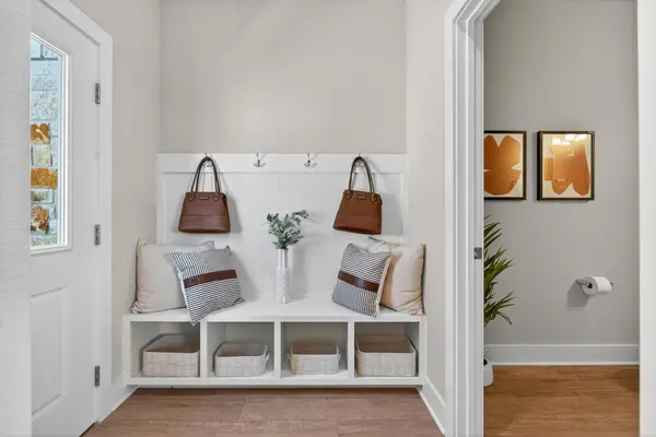 5902 Rotunda VW, Austin, TX 78747