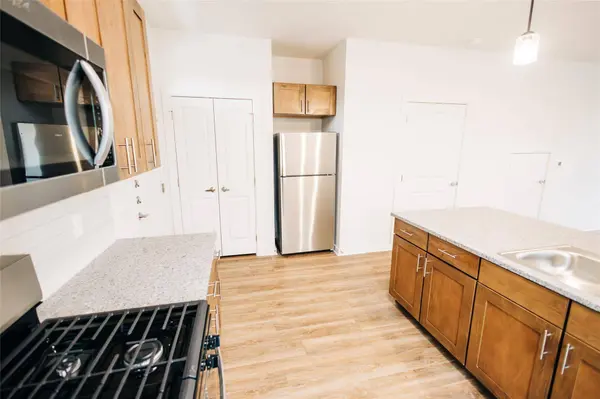 7051 Meadow Lake BLVD #3103, Austin, TX 78744