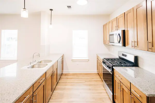 7051 Meadow Lake BLVD #3103, Austin, TX 78744