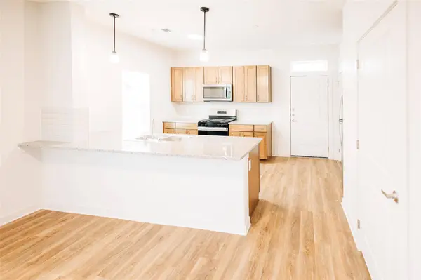 7051 Meadow Lake BLVD #3103, Austin, TX 78744