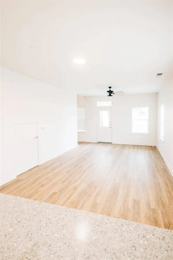 7051 Meadow Lake BLVD #3103, Austin, TX 78744