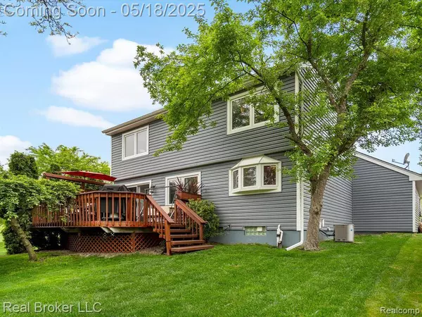 1480 COLONY Drive, Rochester Hills, MI 48307