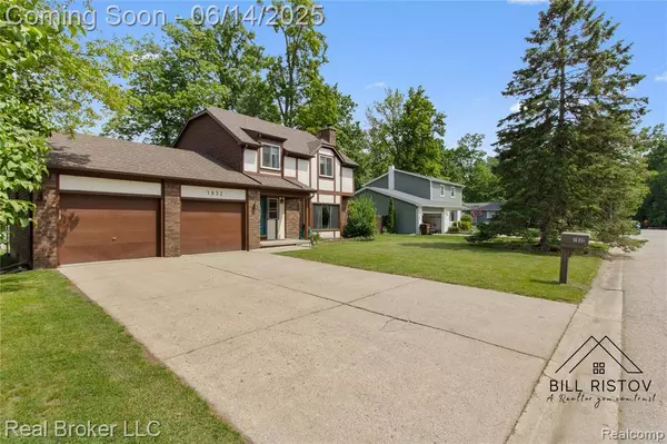 1932 Pageant Way, Delhi Charter Twp, MI 48842