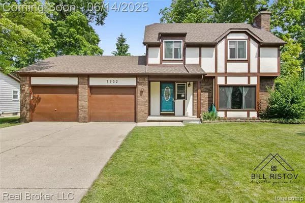 1932 Pageant Way, Delhi Charter Twp, MI 48842