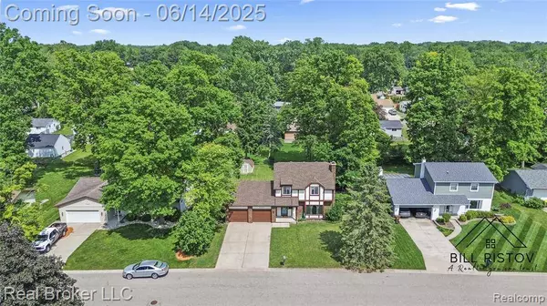 1932 Pageant Way, Delhi Charter Twp, MI 48842