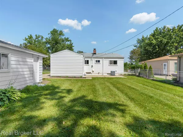 1358 Boyd ST, Troy, MI 48083