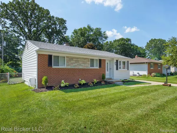 1358 Boyd ST, Troy, MI 48083