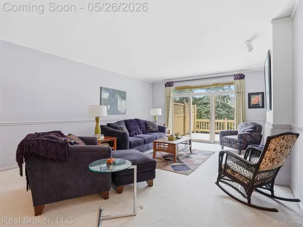 2710 Maitland DR, Ann Arbor, MI 48105