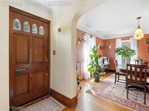 446 W Drayton ST, Ferndale, MI 48220