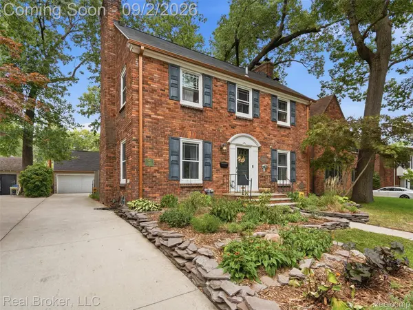 446 W Drayton ST, Ferndale, MI 48220