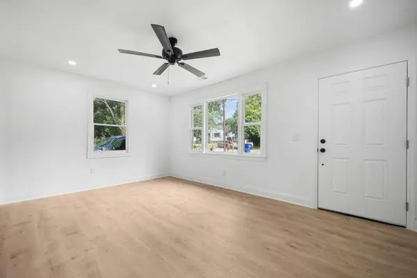 1343 S Lakeland Dr, North Charleston, SC 29406