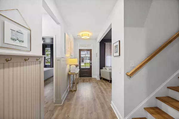 212 Angelica Ave, Summerville, SC 29483