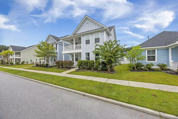 212 Angelica Ave, Summerville, SC 29483