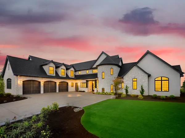 Star Idaho luxury homes and rural lifestyle