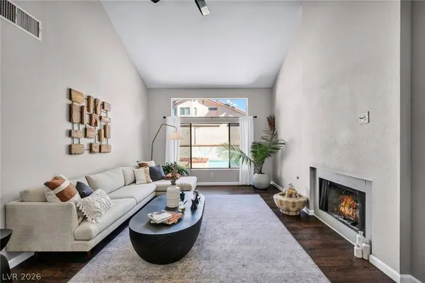 9008 Pebble Shore CT, Las Vegas, NV 89117