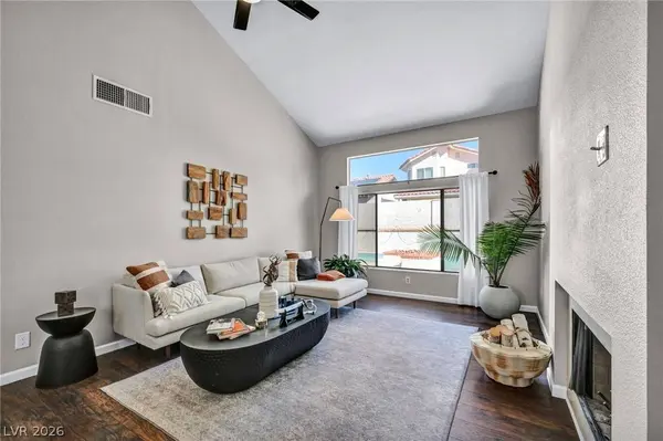 9008 Pebble Shore CT, Las Vegas, NV 89117