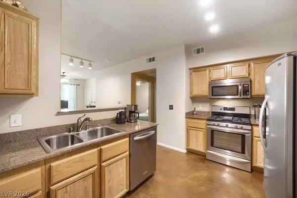 10550 W Alexander RD #1108, Las Vegas, NV 89129