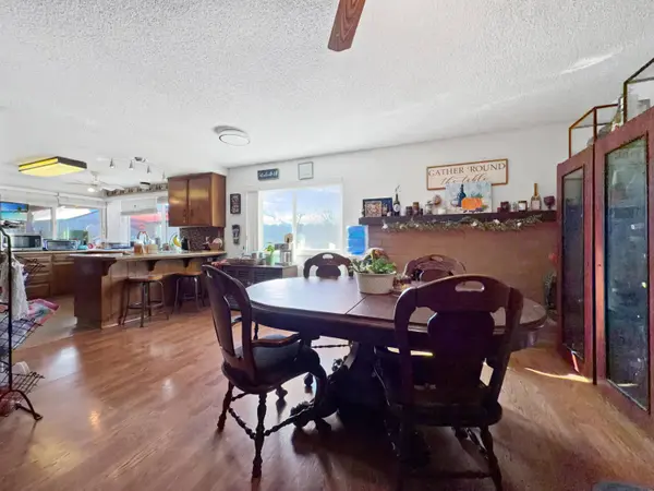 2601 W Country Avenue, Visalia, CA 93277