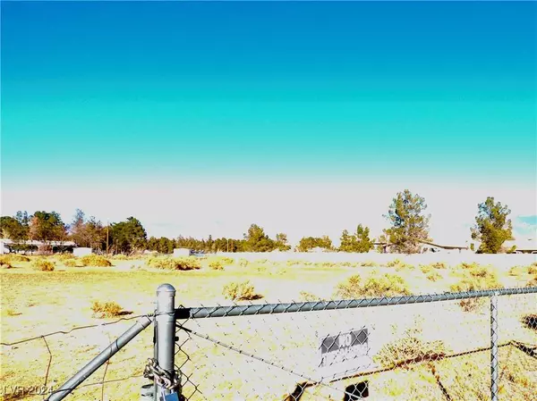 1580 Thousandaire BLVD, Pahrump, NV 89048