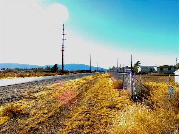 1580 Thousandaire BLVD, Pahrump, NV 89048