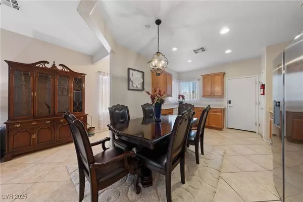 6114 Saddle Horse AVE, Las Vegas, NV 89122