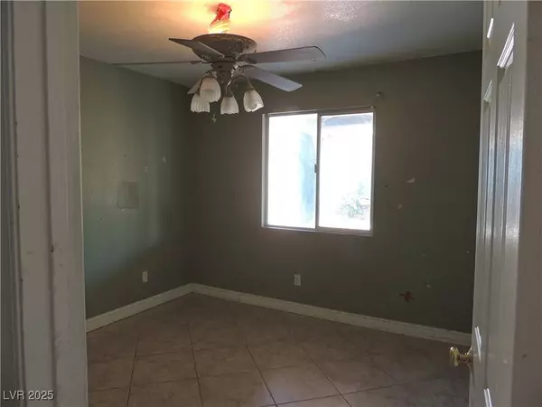 2060 Fallsburg WAY, Henderson, NV 89002