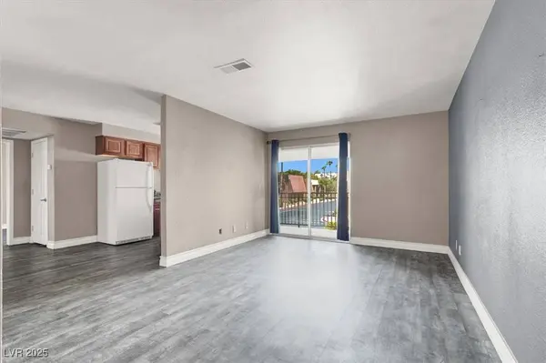 4400 Sandy River DR #2, Las Vegas, NV 89103