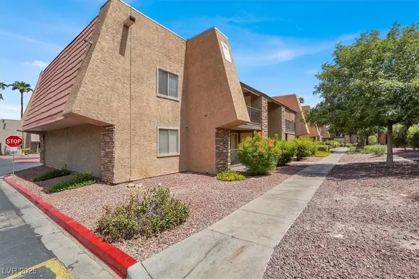 4400 Sandy River DR #2, Las Vegas, NV 89103