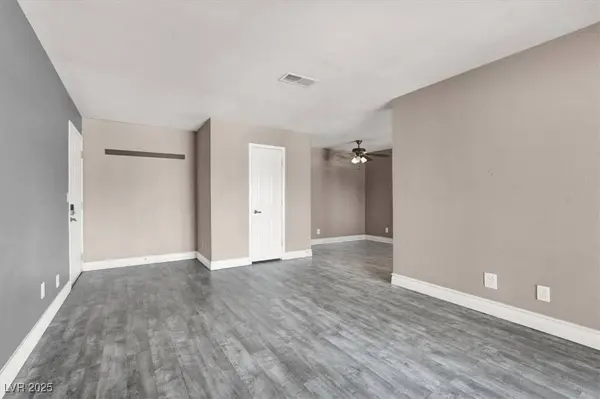 4400 Sandy River DR #2, Las Vegas, NV 89103