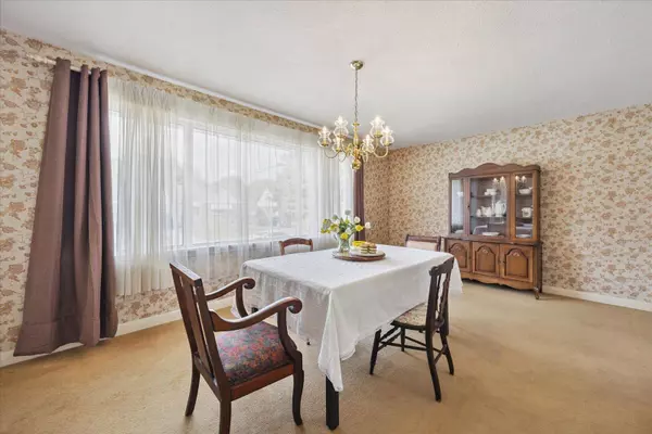 89 Pontiac AVE, Oshawa, ON L1G 3M1