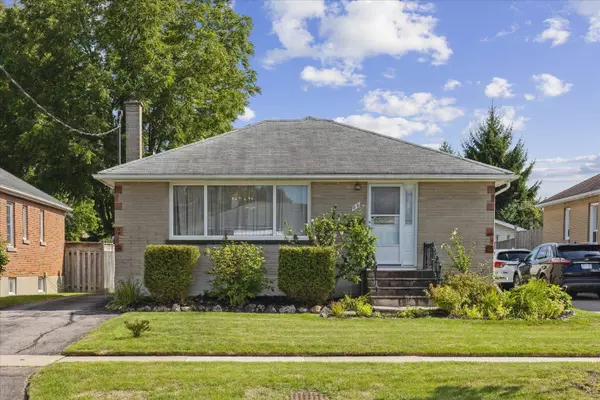 89 Pontiac AVE, Oshawa, ON L1G 3M1