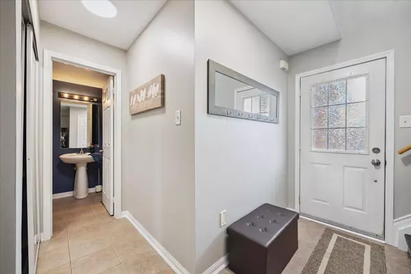 26 Crockett PL, Clarington, ON L1C 5P4