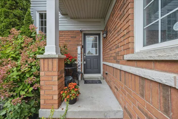 26 Crockett PL, Clarington, ON L1C 5P4