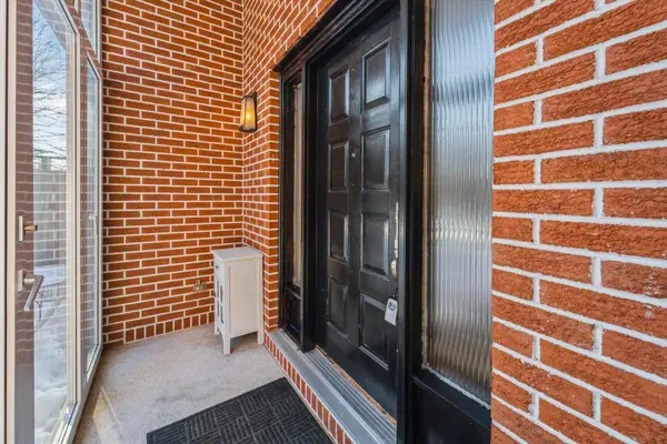 1449 Champlain DR, Peterborough, ON K9L 1N3