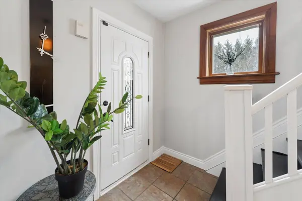 89 Rose Glen RD N, Port Hope, ON L1A 3V6