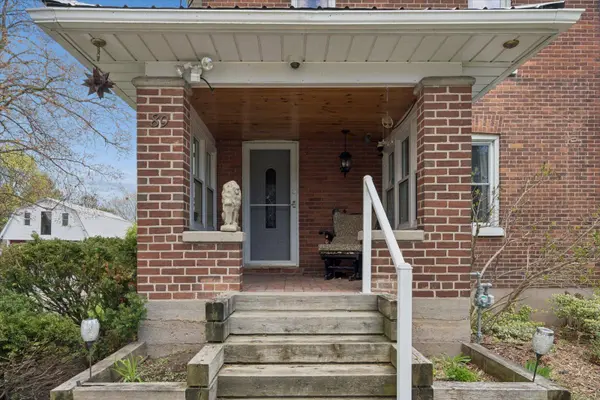 89 Rose Glen RD N, Port Hope, ON L1A 3V6