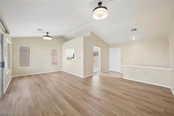 8540 Willowrich DR, Las Vegas, NV 89134